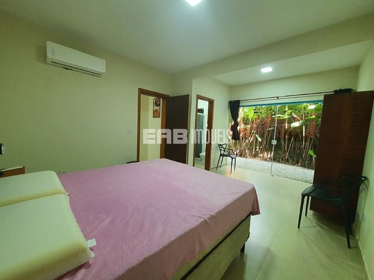 Casa espaçosa para locação de temporada em Itamambuca