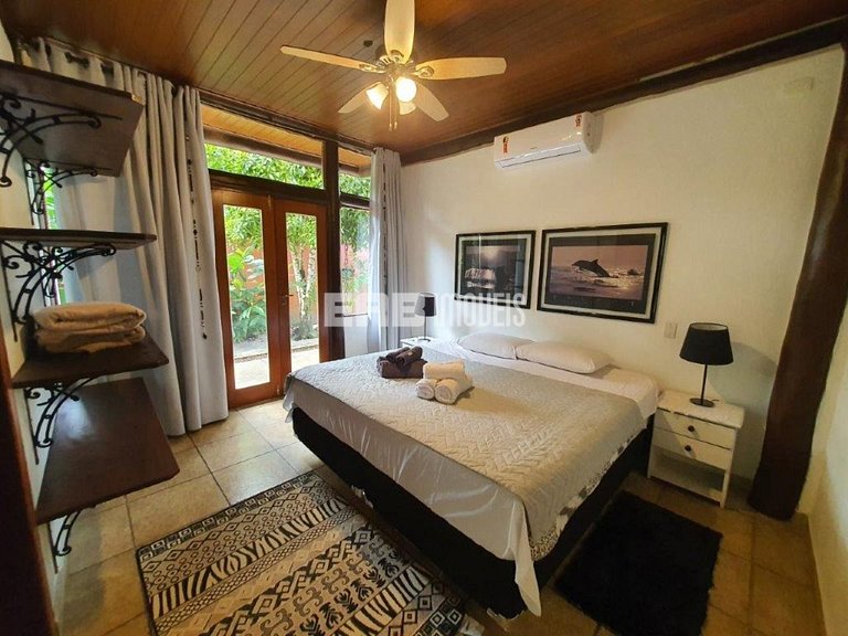 Casa a 100m da praia de Itamambuca para locação