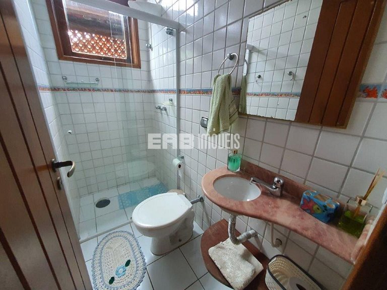 Casa a 100m da praia de Itamambuca para locação