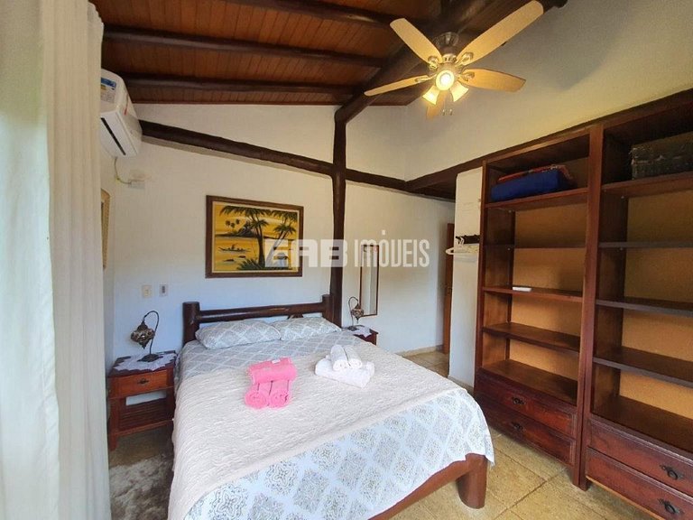 Casa a 100m da praia de Itamambuca para locação