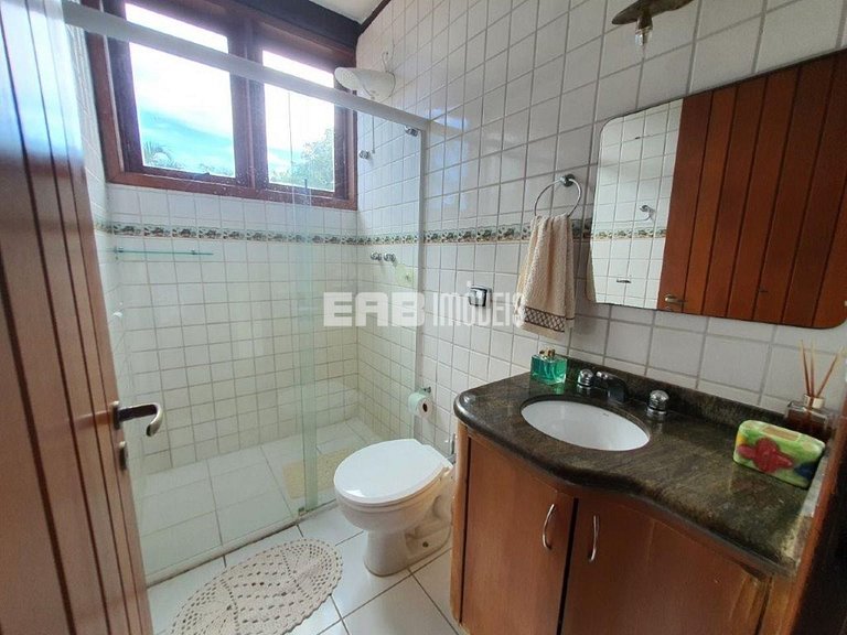 Casa a 100m da praia de Itamambuca para locação