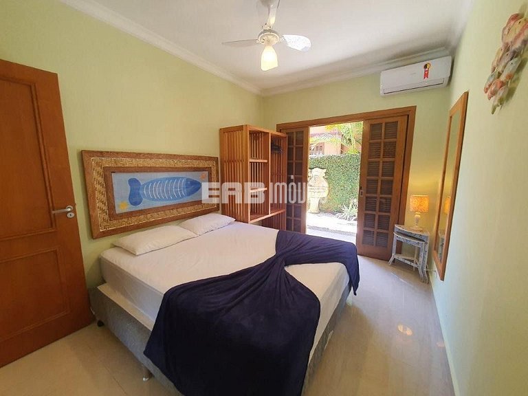 Casa com piscina e sauna para temporada em Itamambuca