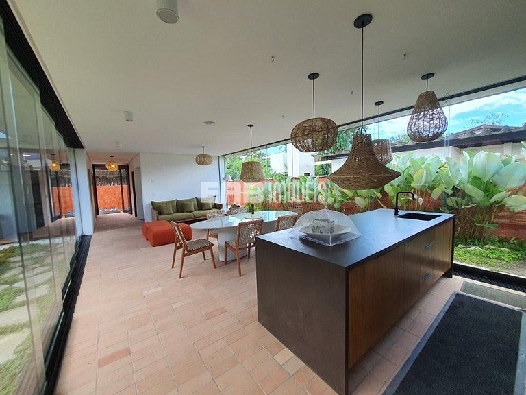 Casa para 12 pessoas na praia de Itamambuca, Ubatuba