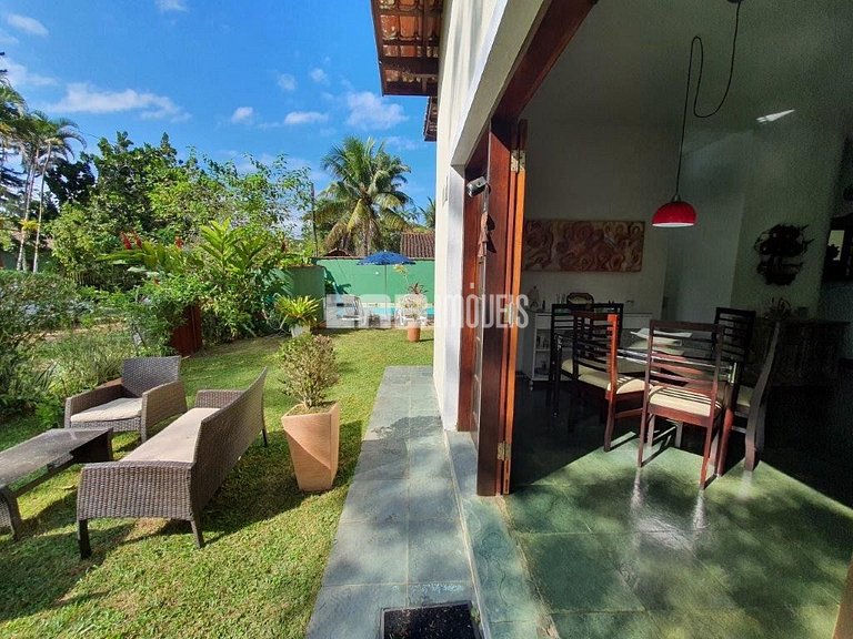 Casa a 120m da praia de Itamambuca