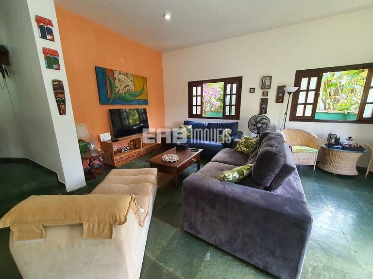 Casa a 120m da praia de Itamambuca