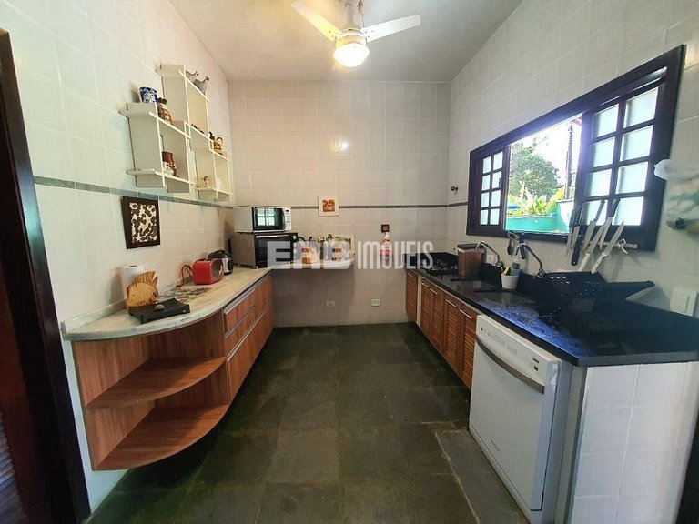 Casa a 120m da praia de Itamambuca