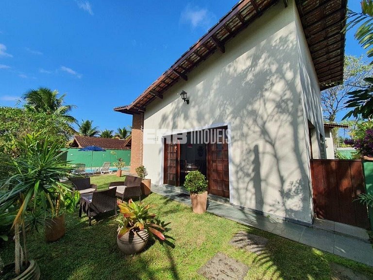 Casa a 120m da praia de Itamambuca