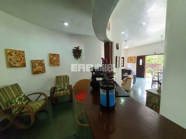 Casa a 120m da praia de Itamambuca