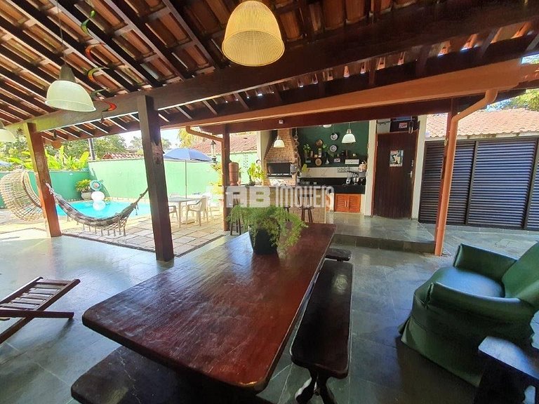 Casa a 120m da praia de Itamambuca