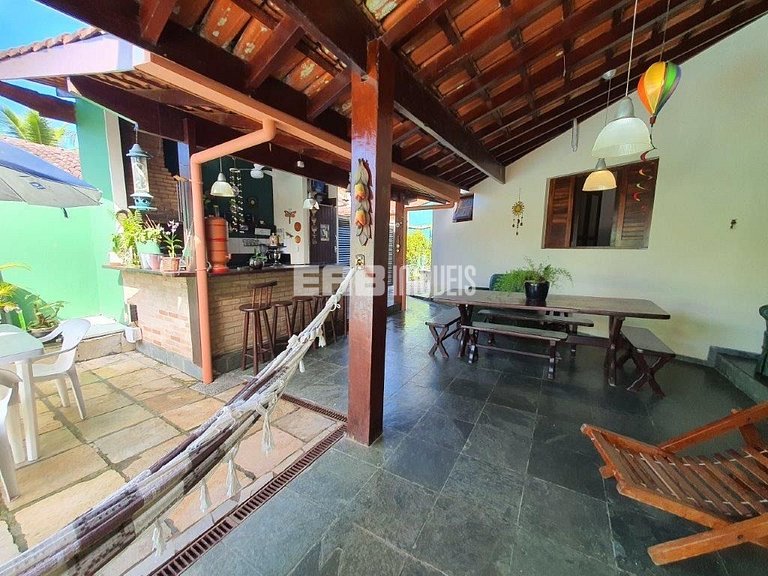 Casa a 120m da praia de Itamambuca