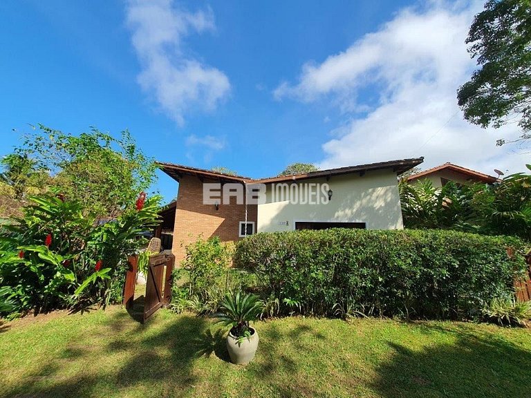 Casa a 120m da praia de Itamambuca