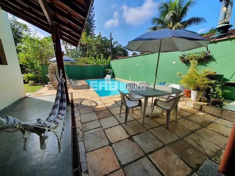 Casa a 120m da praia de Itamambuca