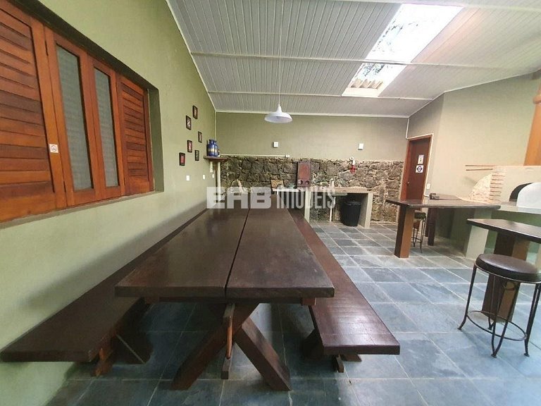 Casa com 5 quartos para temporada em Itamambuca