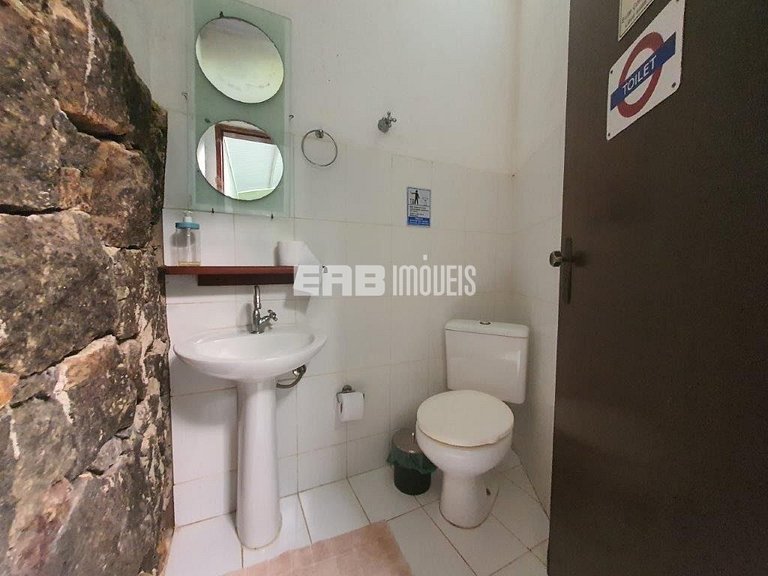 Casa com 5 quartos para temporada em Itamambuca