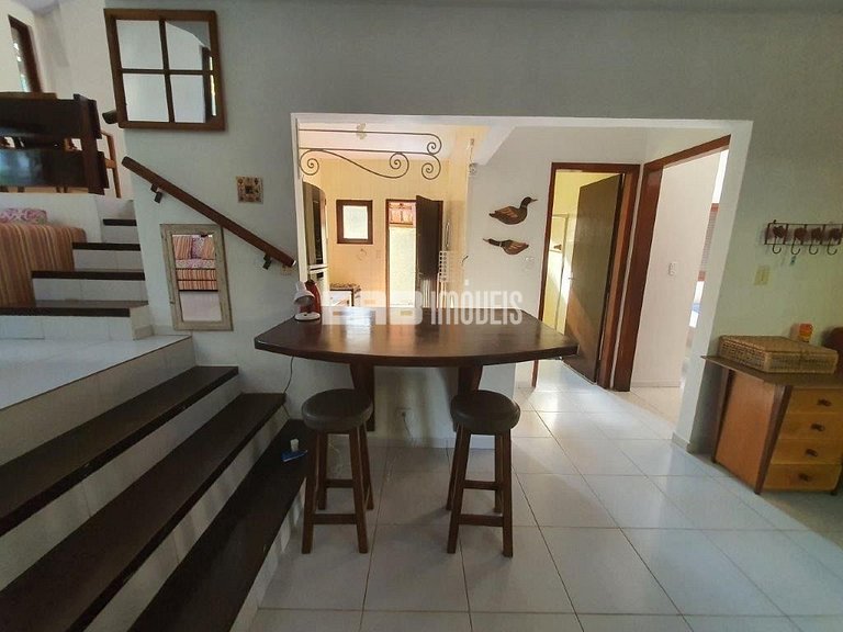 Casa com 5 quartos para temporada em Itamambuca