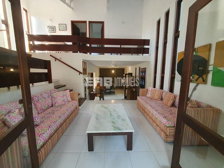 Casa com 5 quartos para temporada em Itamambuca