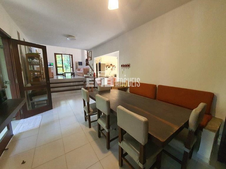 Casa com 5 quartos para temporada em Itamambuca