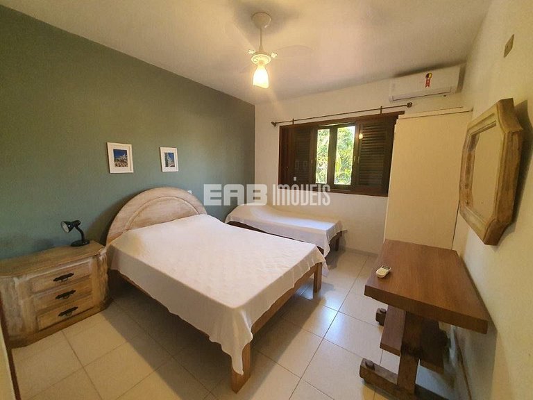 Casa com 5 quartos para temporada em Itamambuca