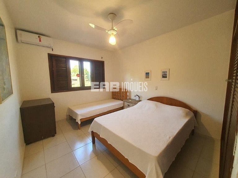 Casa com 5 quartos para temporada em Itamambuca