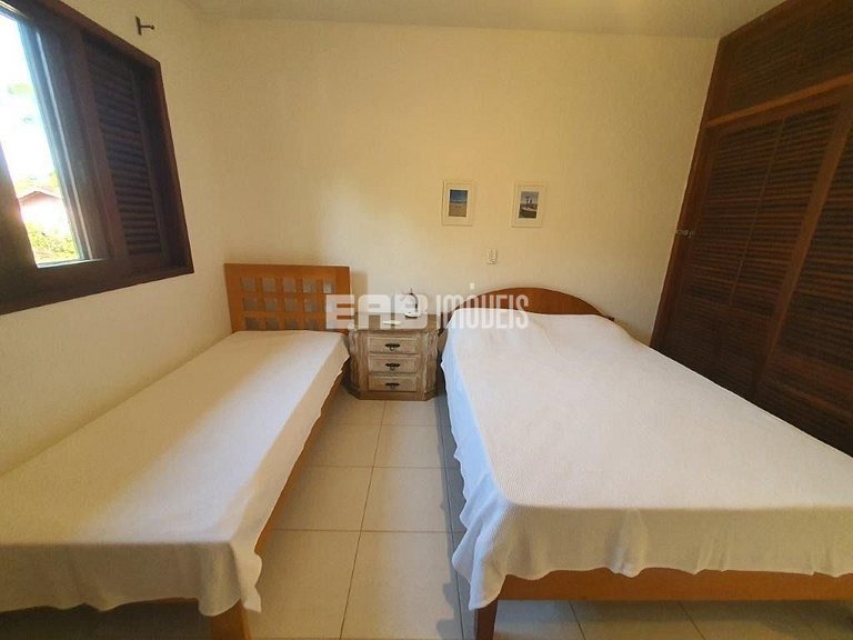 Casa com 5 quartos para temporada em Itamambuca