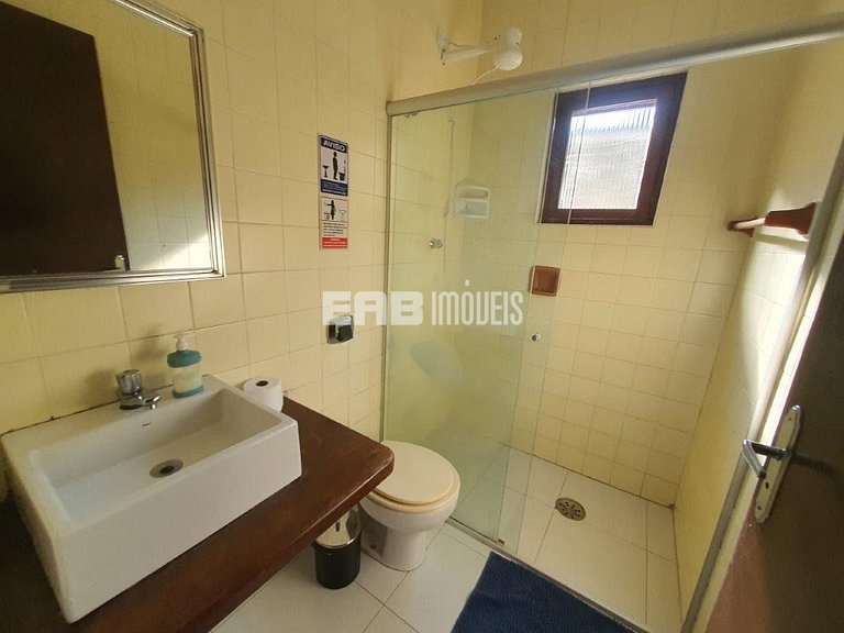 Casa com 5 quartos para temporada em Itamambuca