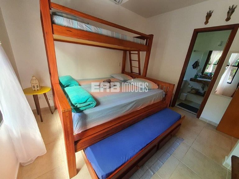 Charmosa casa a 100m da praia de Itamambuca