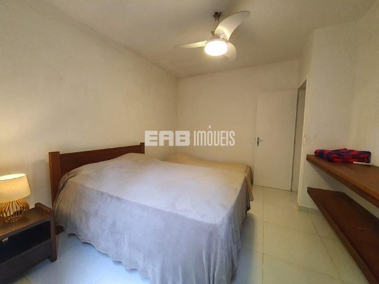 Casa com piscina, a poucos passos da praia de Itamambuca!