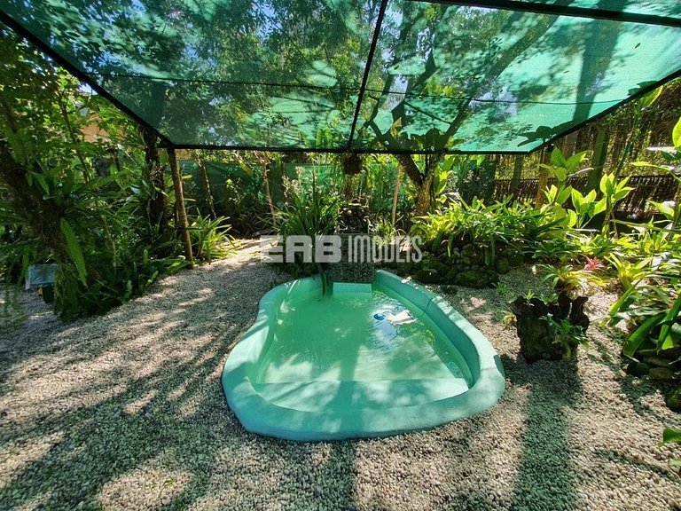 Charmosa casa a 100m da praia de Itamambuca