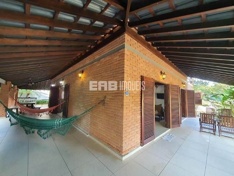 Locação de temporada bem pertinho da praia em Itamambuca, Ub