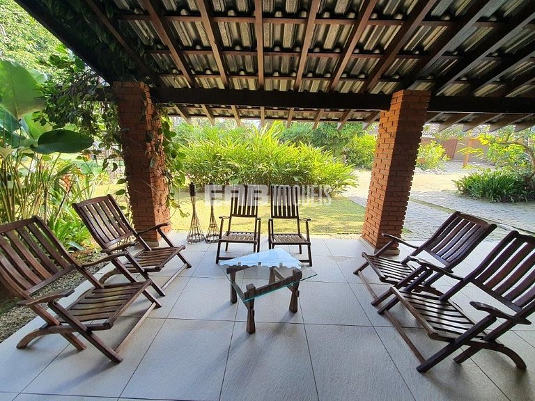 Locação de temporada bem pertinho da praia em Itamambuca, Ub