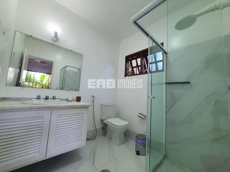 Locação de temporada bem pertinho da praia em Itamambuca, Ub