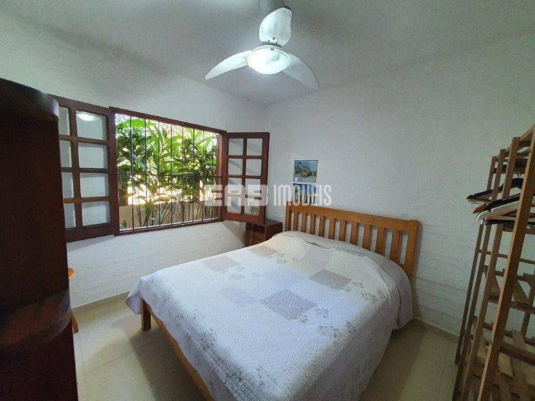 Locação de temporada bem pertinho da praia em Itamambuca, Ub