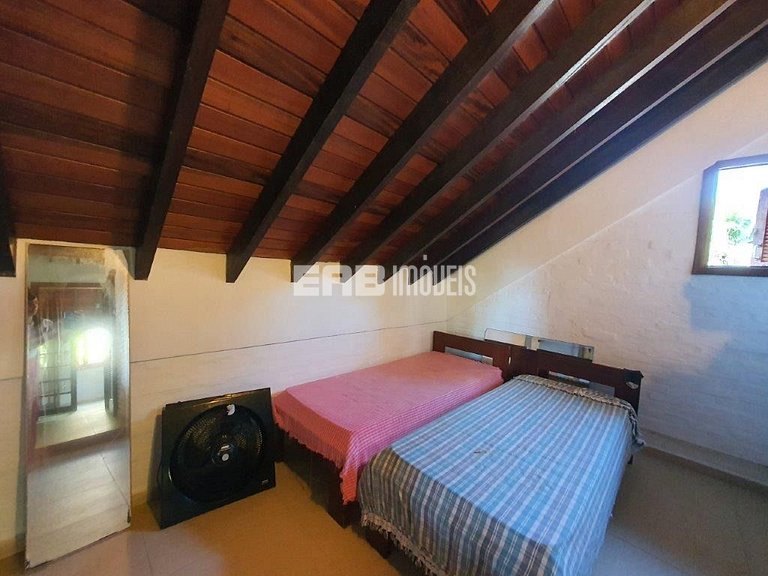 Locação de temporada bem pertinho da praia em Itamambuca, Ub