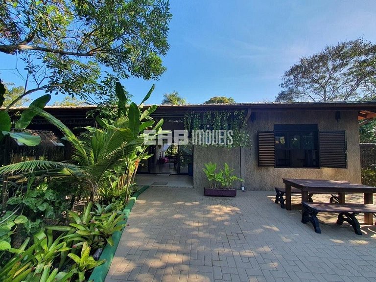 Casa para 4 pessoas a 100m da praia de Itamambuca