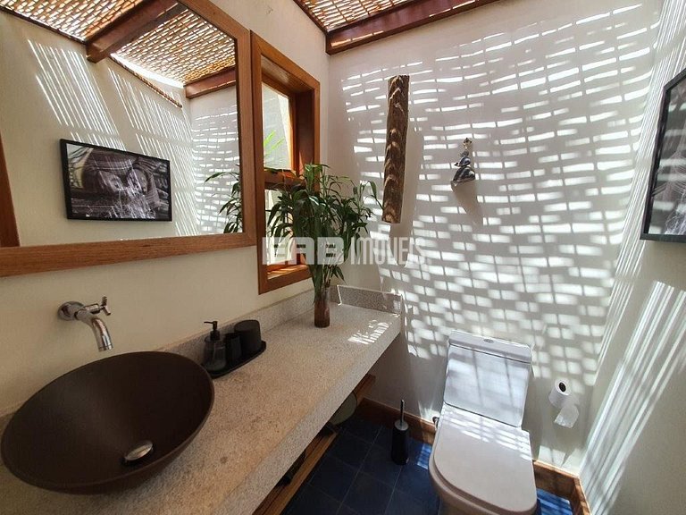 Casa com 4 quartos, a 160m da praia de Itamambuca