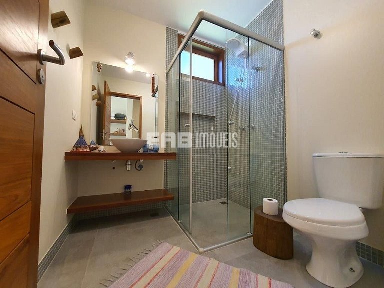 Moderna casa de temporada na praia de Itamambuca