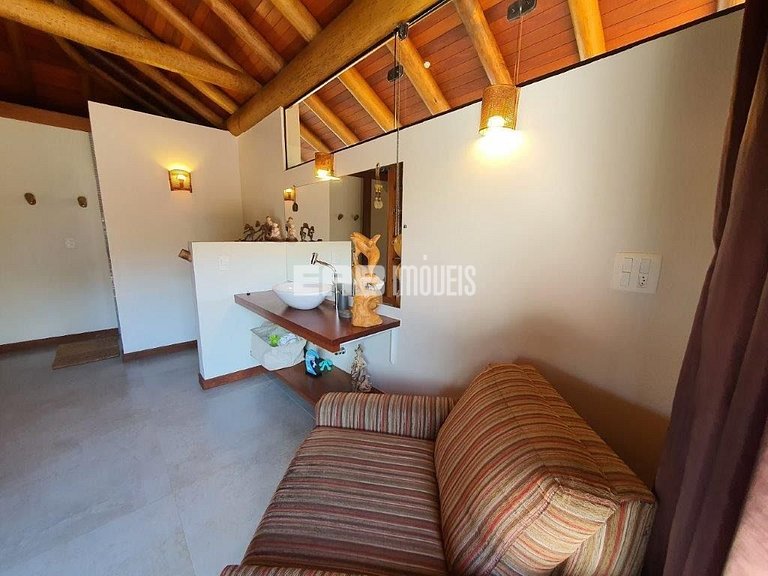 Moderna casa de temporada na praia de Itamambuca