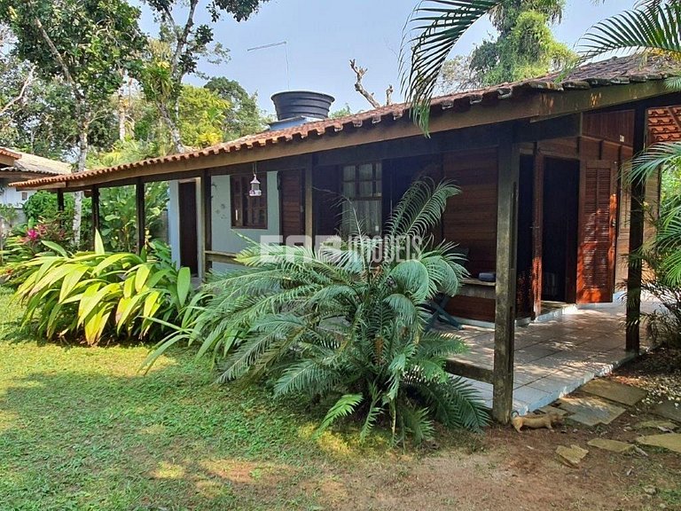 Casa simples e aconchegante em Itamambuca