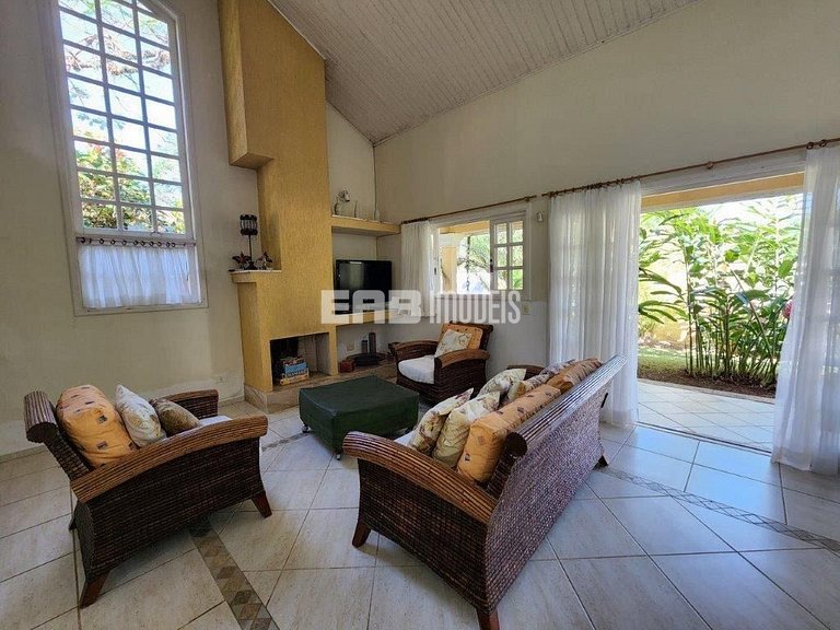 Casa de temporada a 140m de Itamambuca