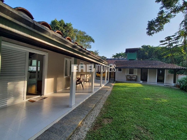 Casa integrada à natureza, para aproveitar o melhor de Itama