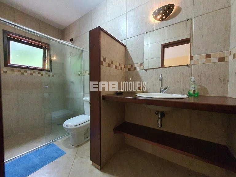 Casa com 3 dormitórios na praia de Itamambuca em Ubatuba