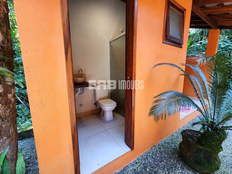 Casa com 3 dormitórios na praia de Itamambuca em Ubatuba