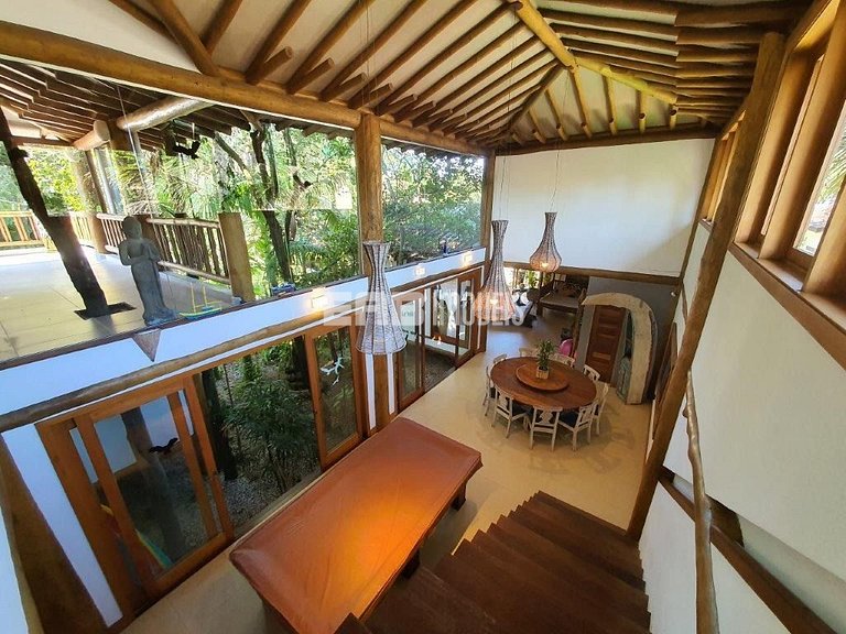 Belíssima casa com piscina e espaço gourmet na praia de Itam