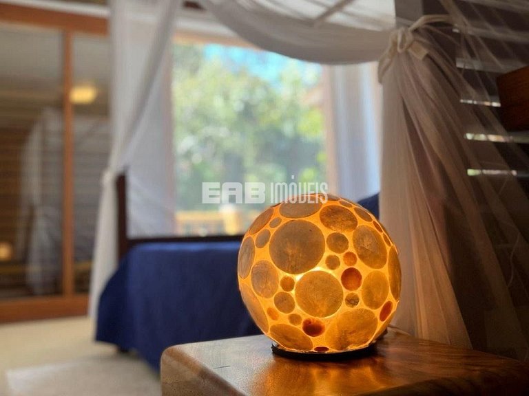 Belíssima casa com piscina e espaço gourmet na praia de Itam