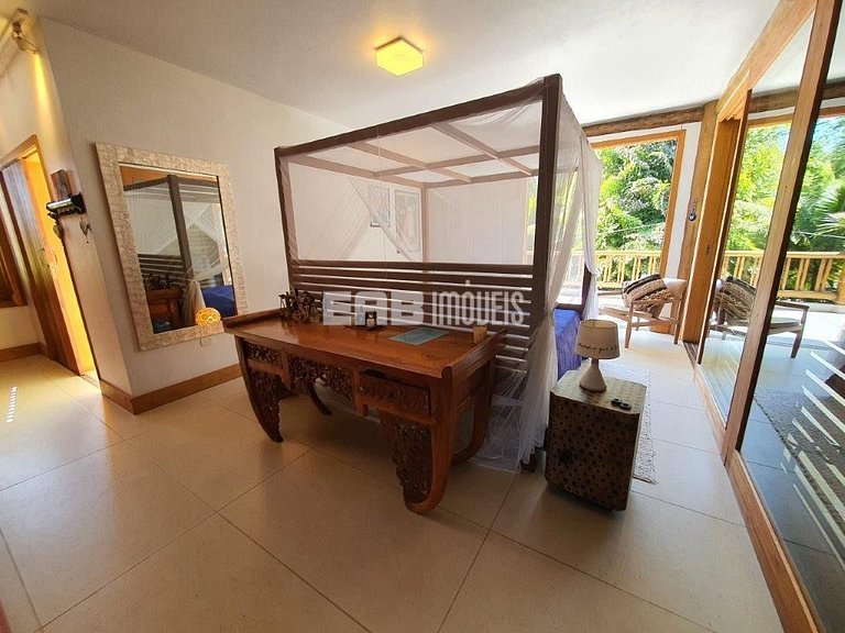 Belíssima casa com piscina e espaço gourmet na praia de Itam