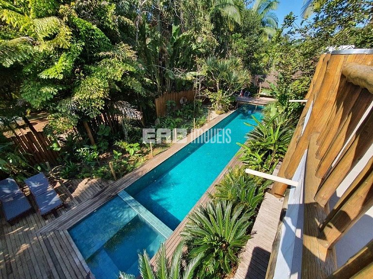 Belíssima casa com piscina e espaço gourmet na praia de Itam