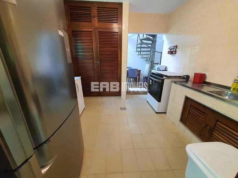 A apenas 60m da praia de Itamambuca!