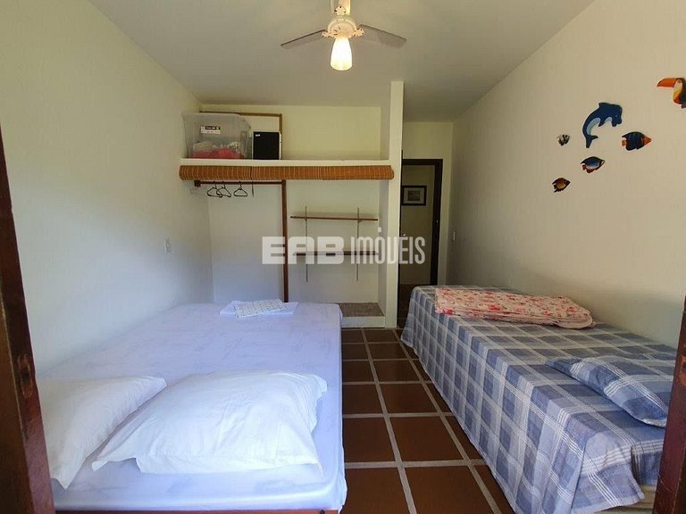 A apenas 60m da praia de Itamambuca!