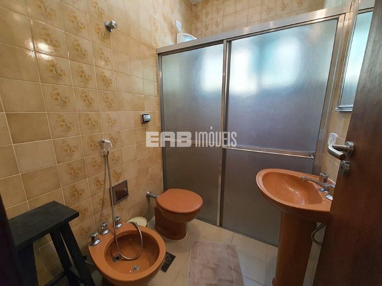 A apenas 60m da praia de Itamambuca!