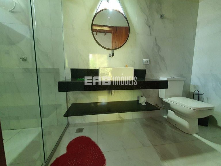 Suíte com ar condicionado para um casal em Itamambuca